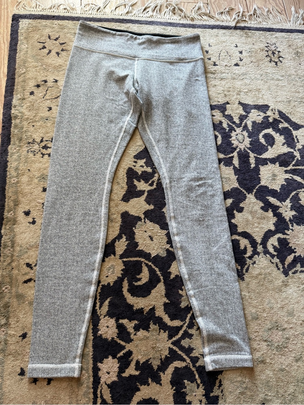 Lululemon Herringbone Leggings Size 8